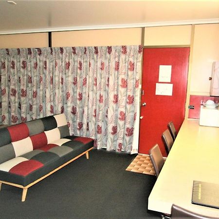 Sarina Motor Inn Zewnętrze zdjęcie