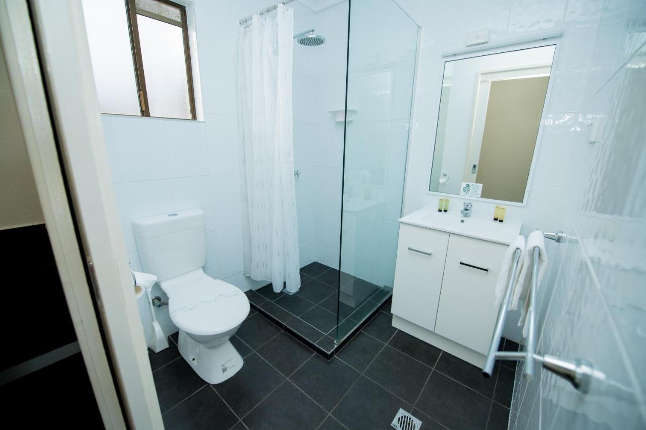 Sarina Motor Inn Zewnętrze zdjęcie