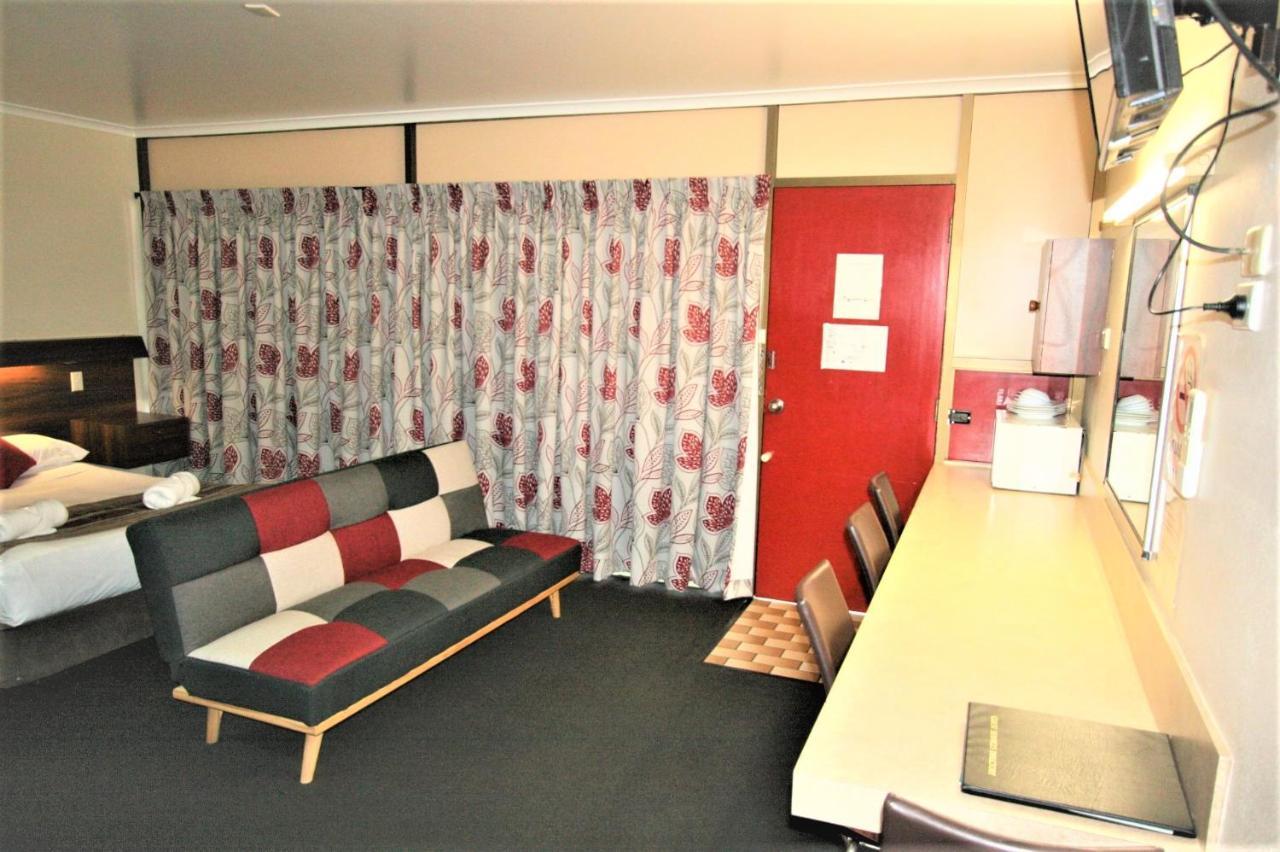 Sarina Motor Inn Zewnętrze zdjęcie