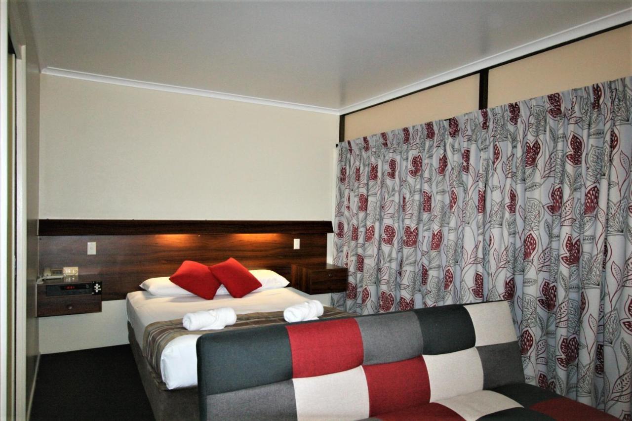 Sarina Motor Inn Zewnętrze zdjęcie