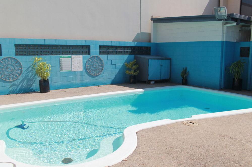 Sarina Motor Inn Zewnętrze zdjęcie